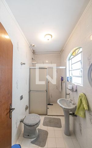 Casa à venda com 290m², 3 quartos e 2 vagas Casa à venda com 290m², 3 quartos e 2 vagasSuite 1