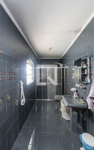 Casa à venda com 290m², 3 quartos e 2 vagas Casa à venda com 290m², 3 quartos e 2 vagasSuite 2