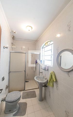 Casa à venda com 290m², 3 quartos e 2 vagas Casa à venda com 290m², 3 quartos e 2 vagasSuite 1