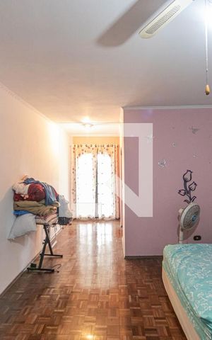 Casa à venda com 290m², 3 quartos e 2 vagas Casa à venda com 290m², 3 quartos e 2 vagasSuite 2