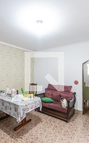 Casa à venda com 290m², 3 quartos e 2 vagas Casa à venda com 290m², 3 quartos e 2 vagasCozinha