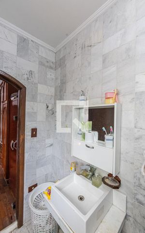 Casa à venda com 290m², 3 quartos e 2 vagas Casa à venda com 290m², 3 quartos e 2 vagasSuite 3