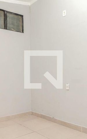 Casa para alugar com 60m², 1 quarto e sem vaga Casa para alugar com 60m², 1 quarto e sem vagaSala
