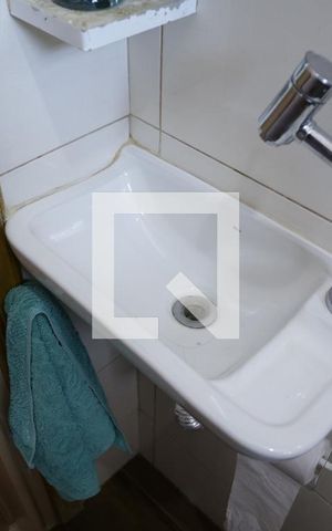 Casa à venda com 270m², 4 quartos e 2 vagasBanheiro - Casa 1