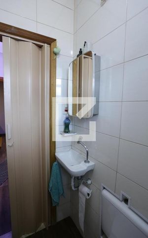 Casa à venda com 270m², 4 quartos e 2 vagasBanheiro - Casa 1