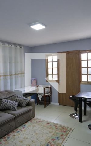 Casa à venda com 270m², 4 quartos e 2 vagasSala - Casa 2