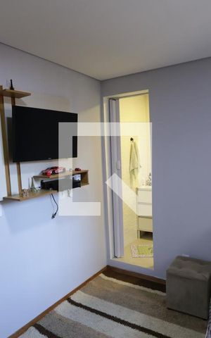 Casa à venda com 270m², 4 quartos e 2 vagasSuíte 1 - Casa 1