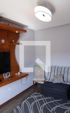 Casa à venda com 270m², 4 quartos e 2 vagasSala - Casa 1