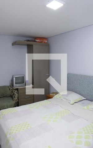 Casa à venda com 270m², 4 quartos e 2 vagasSuíte 2 - Casa 1