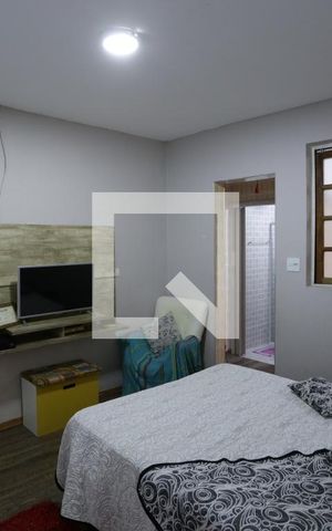 Casa à venda com 270m², 4 quartos e 2 vagasSuíte - Casa 2