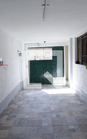 Casa à venda com 270m², 4 quartos e 2 vagasGaragem