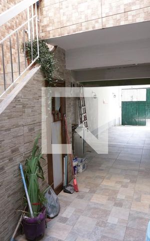 Casa à venda com 270m², 4 quartos e 2 vagasGaragem