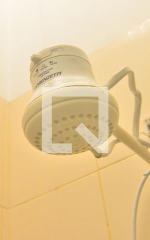 Casa de condomínio à venda com 70m², 2 quartos e 1 vagaBanheiro