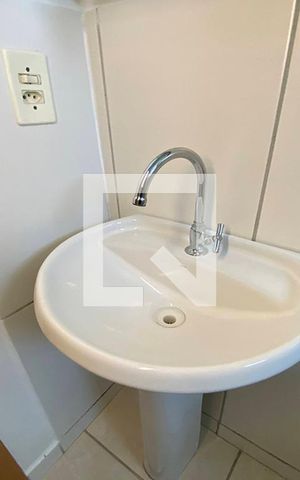 Apartamento à venda com 42m², 2 quartos e 1 vagaPia do Banheiro