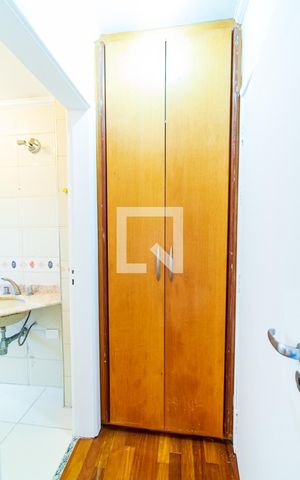 Apartamento à venda com 170m², 3 quartos e 2 vagas Apartamento à venda com 170m², 3 quartos e 2 vagasBanheiro da Suíte 2
