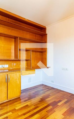 Apartamento à venda com 170m², 3 quartos e 2 vagas Apartamento à venda com 170m², 3 quartos e 2 vagasSuíte 2