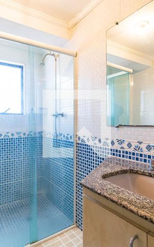 Apartamento à venda com 170m², 3 quartos e 2 vagas Apartamento à venda com 170m², 3 quartos e 2 vagasBanheiro da Suíte 1