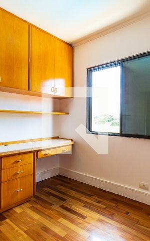 Apartamento à venda com 170m², 3 quartos e 2 vagas Apartamento à venda com 170m², 3 quartos e 2 vagasSuíte 3