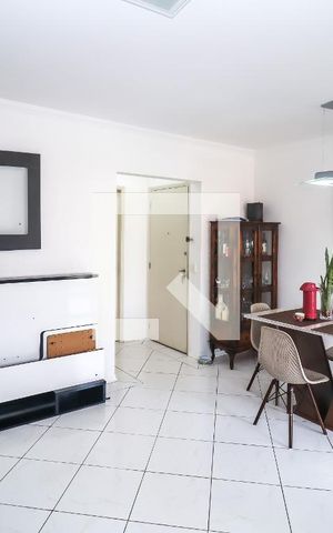 Apartamento à venda com 72m², 3 quartos e 2 vagas Apartamento à venda com 72m², 3 quartos e 2 vagasSala