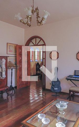 Casa à venda com 360m², 6 quartos e 2 vagasSala 1