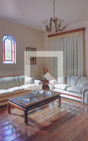 Casa à venda com 360m², 6 quartos e 2 vagasSala 1