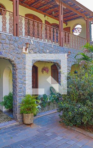 Casa à venda com 360m², 6 quartos e 2 vagasJardim