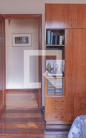 Casa à venda com 360m², 6 quartos e 2 vagasQuarto 1