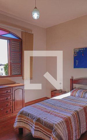 Casa à venda com 360m², 6 quartos e 2 vagasQuarto 2