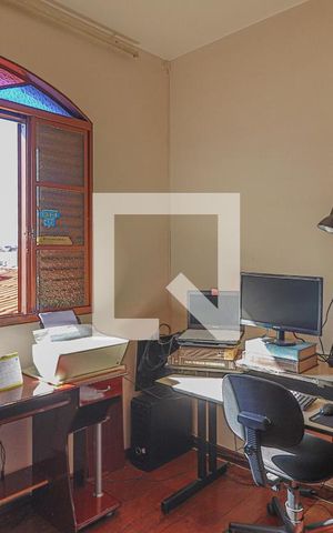 Casa à venda com 360m², 6 quartos e 2 vagasQuarto 3