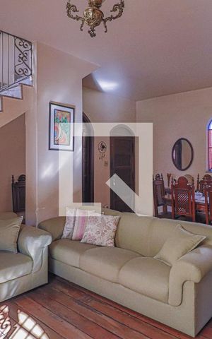 Casa à venda com 360m², 6 quartos e 2 vagasSala 2