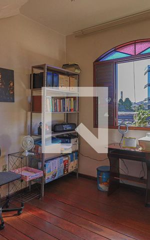 Casa à venda com 360m², 6 quartos e 2 vagasQuarto 3