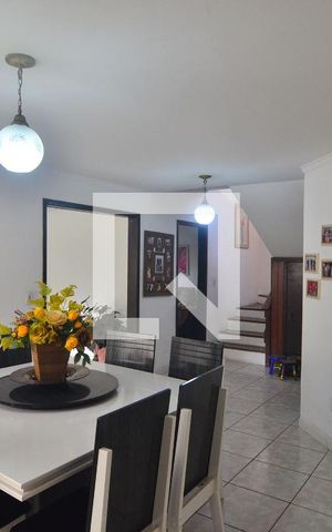 Casa à venda com 200m², 7 quartos e 5 vagasSala de Jantar