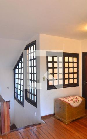 Casa à venda com 200m², 7 quartos e 5 vagasCorredor