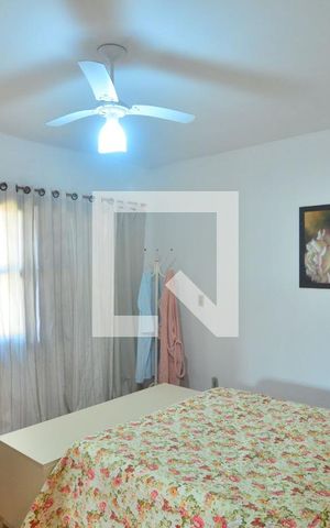Casa à venda com 200m², 7 quartos e 5 vagasSuíte