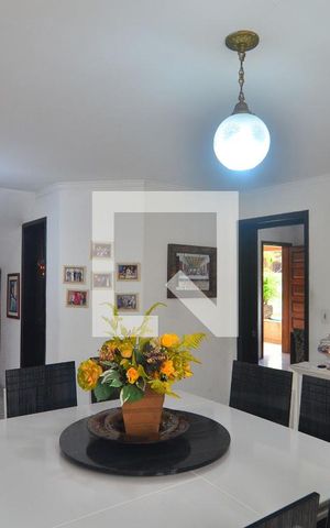 Casa à venda com 200m², 7 quartos e 5 vagasSala de Jantar