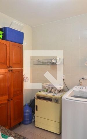 Casa à venda com 200m², 7 quartos e 5 vagasÁrea de Serviço