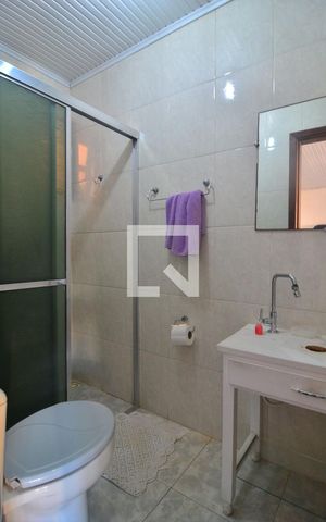 Casa à venda com 200m², 7 quartos e 5 vagasBanheiro Suíte