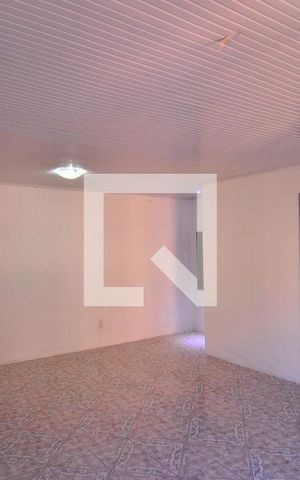 Casa à venda com 200m², 7 quartos e 5 vagasSuíte