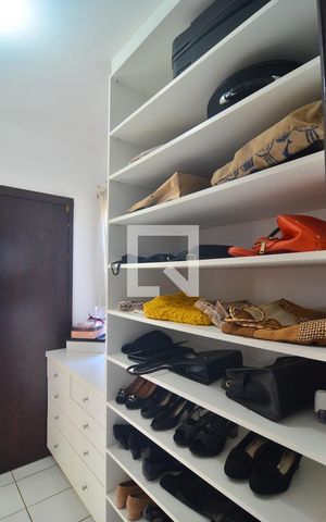 Casa à venda com 200m², 7 quartos e 5 vagasCloset