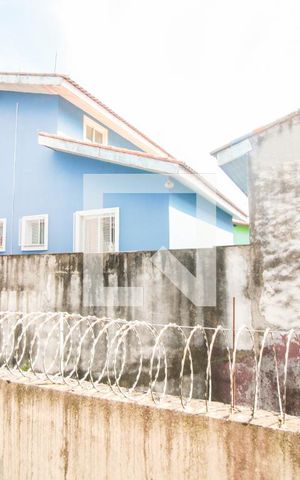 Casa à venda com 168m², 3 quartos e 2 vagas Casa à venda com 168m², 3 quartos e 2 vagasVista do Quarto 2