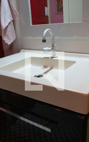 Casa à venda com 180m², 3 quartos e 2 vagasLavabo