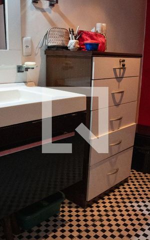 Casa à venda com 180m², 3 quartos e 2 vagasLavabo