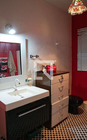 Casa à venda com 180m², 3 quartos e 2 vagasLavabo