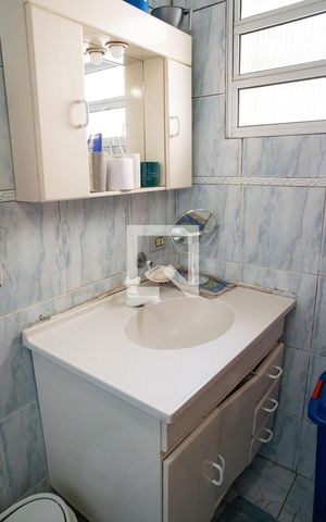 Casa à venda com 180m², 3 quartos e 2 vagasBanheiro