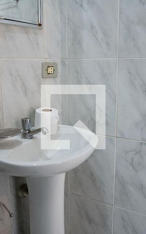 Casa à venda com 180m², 3 quartos e 2 vagasBanheiro Edícula
