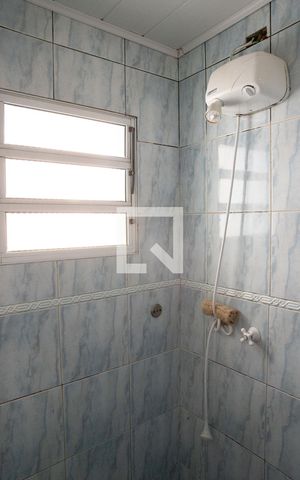 Casa à venda com 180m², 3 quartos e 2 vagasBanheiro