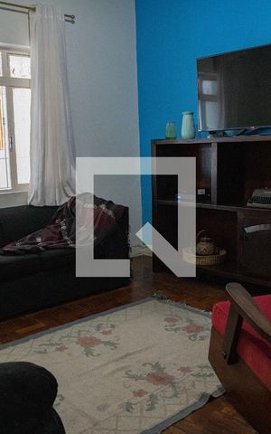 Casa à venda com 180m², 3 quartos e 2 vagasSala