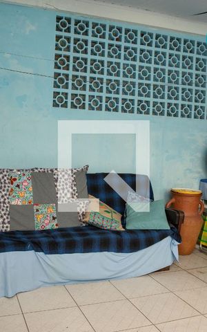 Casa à venda com 180m², 3 quartos e 2 vagasQuintal
