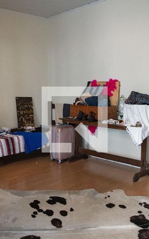 Casa à venda com 180m², 3 quartos e 2 vagasQuarto Edícula