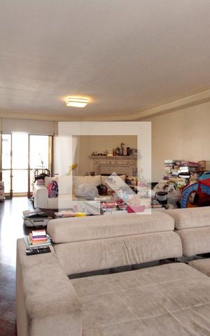 Apartamento à venda com 270m², 4 quartos e 1 vagaSala
